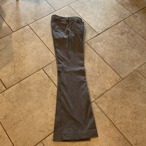 Banana Republic the Sloan Fit Pants. Black small hounds tooth pattern. Size 2.